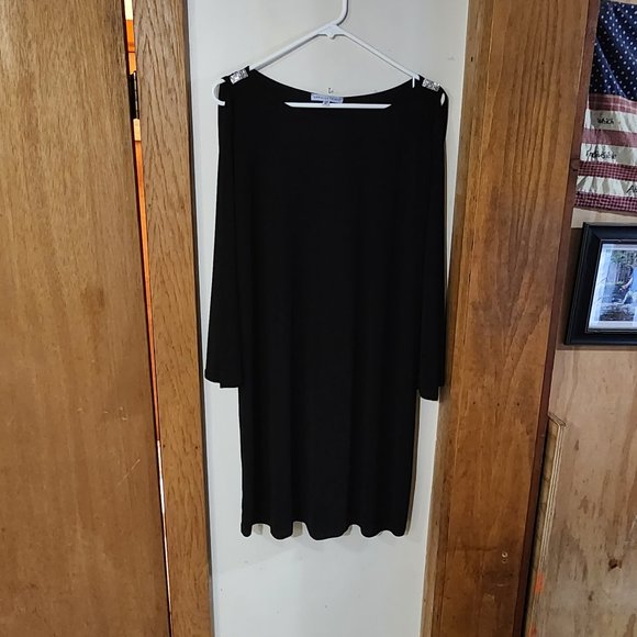 Black Dress with Bling on the Shoulders - Picture 1 of 5